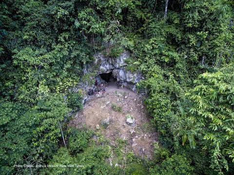 Indonesian Hunter Gatherers Sing Their Traditional Language