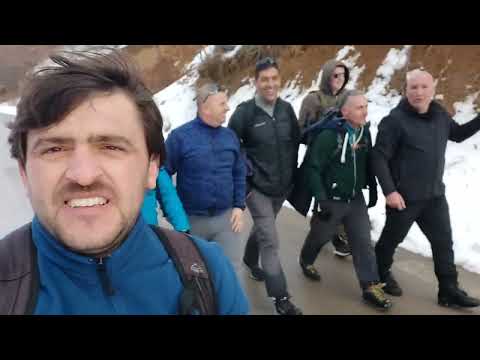 Hike with Donald Nr.03/Flaka e Janarit/Përkujtim në nder të Heronjve të Luftës.