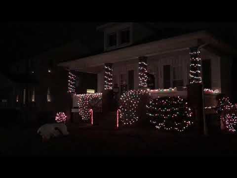 2017 STAR WARS CHRISTMAS LIGHT SHOW!!