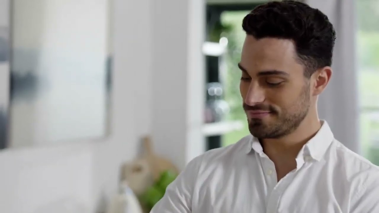 Кавомашина DeLonghi ECAM 290.81.TB video preview