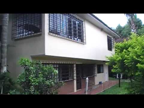 CasaCotia.com -  A Casa Externamente - Chácara São Paulo