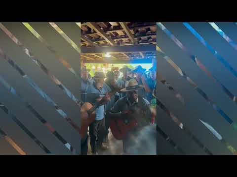 COMPANHIA DE REIS DO CELIO BRITO - GUARANÉSIA - MINAS GERAIS.