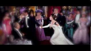 Julia Holter Maxim&#39;s I (Gigi)