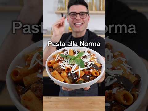Pasta alla Norma (eggplant pasta)