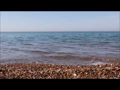 Gentle Waves on a Small White Rock Beach - Relaxing Ocean Sounds