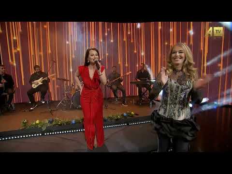 Elita Ziberi e kalle atmosferen me kolazh kengesh 2025