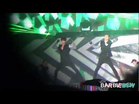 121125 Catch Me [TVXQ] at SM Town Bangkok