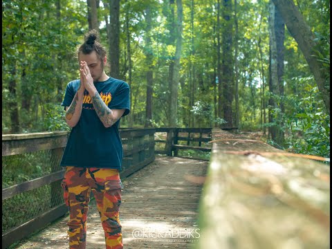 Lovekilss - Find My Way (Official Music Video)