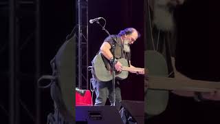 Steve Earle “Hard Core Troubadour” live at the Kent Stage, Kent Ohio, 8/16/2033