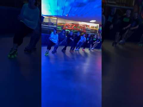 This is THEIR JAM!!! Sparkles Kennesaw 3/1/24 #rollerskating #shuffleskating #jam #usashuffle