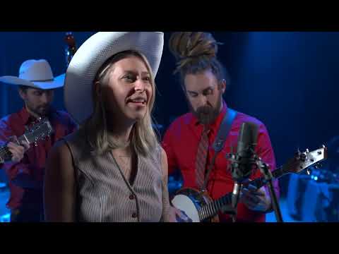 Kitchen Dwellers feat. Lindsay Lou "They Love Each Other"