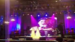 Charice and Mommy Raquel - &quot;You and Me Against The World&quot; SMX