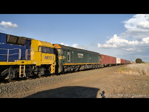 2MA5 Pacific National Intermodal Freight / Container Train (6/11/2023) - PoathTV Australian Railways