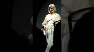 When a fan predicted what Aurora will perform next ^-^