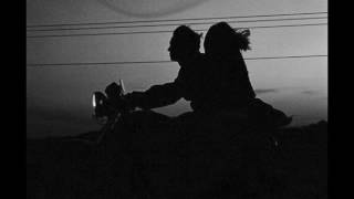 Frankie Rose - Sorrow (Small Black remix)