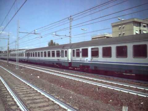 Intercity 585 Trieste Centrale-Roma Termini in transito a Zambra