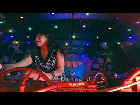 ESQUEMINHAS NO VILA CONTAINER - Mix de Brasil Dançante