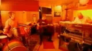 Medeski, Martin And Wood - Uninvisible