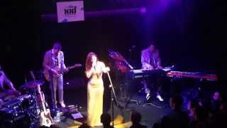 Emilie Simon - Perdue dans tes bras ( Live Istanbul )