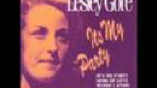 Lesley Gore - Cry Me A River w/ LYRICS