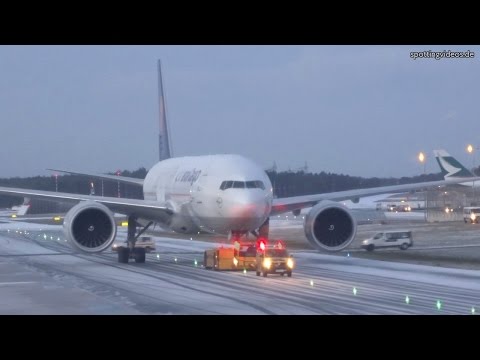 Arrival at Frankfurt Airport onboard a Condor B767 - 2016-01-17