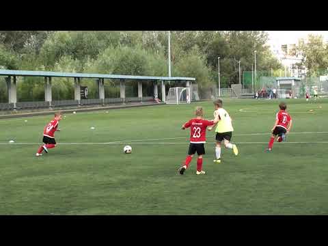 2 kolejka II LO F1 Gr 3    Be a Star Football Academy II Józefovia