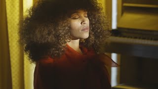 Izzy Bizu - Faded (Behind the Scenes)