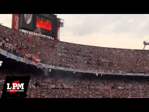 "Gol + Yo a vos te sigo aunque vos vayas bien...  - River vs Boca - Torneo Inicial 2012" Barra: Los Borrachos del Tablón • Club: River Plate