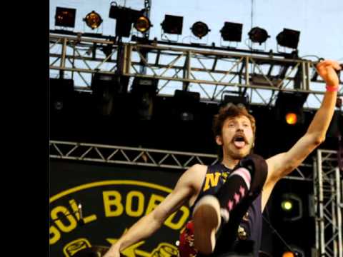 Gogol Bordello - Raise the Knowledge