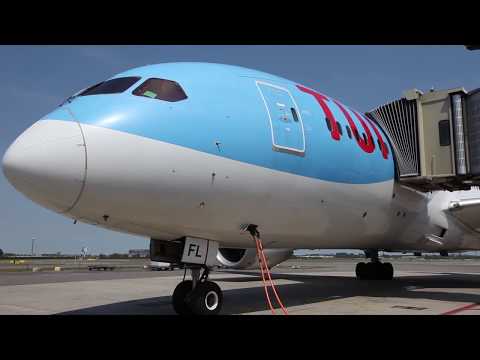 Aircraft visit: TUI fly Boeing 787-8 Dreamliner Deluxe cabin