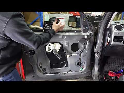 LR091527 - LAND ROVER FRONT LEFT HAND DOOR LATCH DISCOVERY 3 Thumbnail