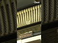 Klein schuurtje met 400 radio's! Jan kropt ze op | RTV Oost