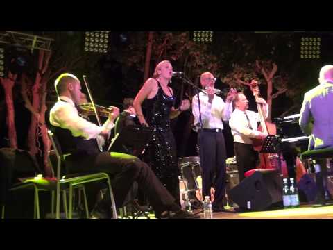 Pink Martini Carcassonne 17 7 14 (14) Von Trapps Fernando