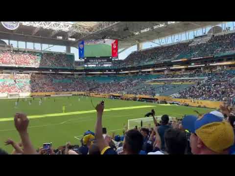 "VIVO HINCHADA BOCA EN ESTADOS UNIDOS." Barra: La 12 &bull; Club: Boca Juniors