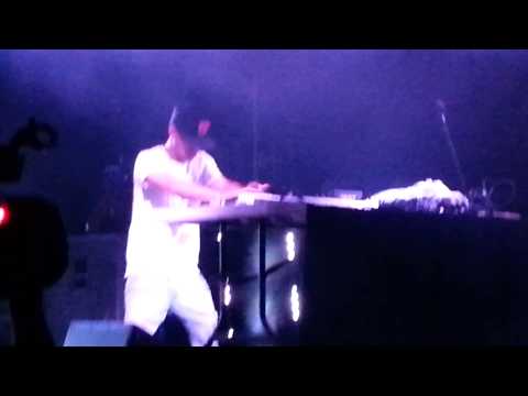 AraabMuzik at Bella Terra 2014