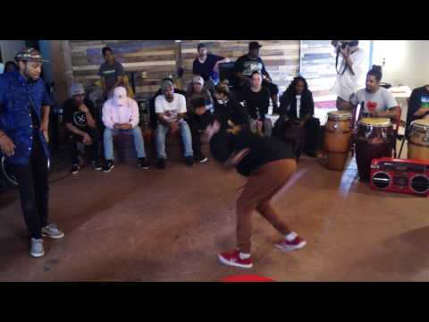 Skill 4 Sole 9 (2017) - Surf vs Akuma (Top 8)