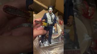 Download lagu Mezco One:12 Texas Chainsaw Massacre - Leatherface #horror 1stoptoyshop.com to purchase.  $105 mp3
