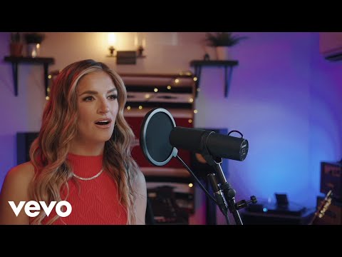 Grace Leer - Star on Top of the Tree (Official Music Video)