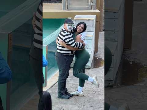 Stunning! | Tom the mime