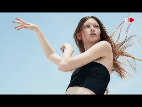 SARA GRACE WALLERSTEDT Best Model Moments SS 2023 - Fashion Channel