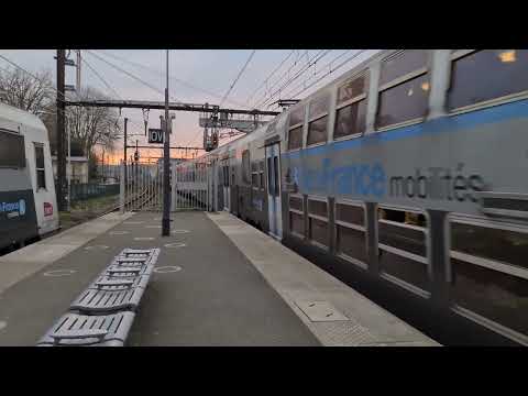 [RER D] Croisement de Z 20500 IDFM en gare de Juvisy
