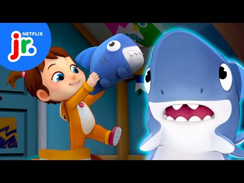 Sharkdog Rescues Squishy Fishy 🐟🦈 Sharkdog | Netflix Jr