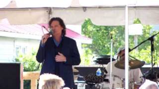 BJ Thomas - As Long As We Got Each Other