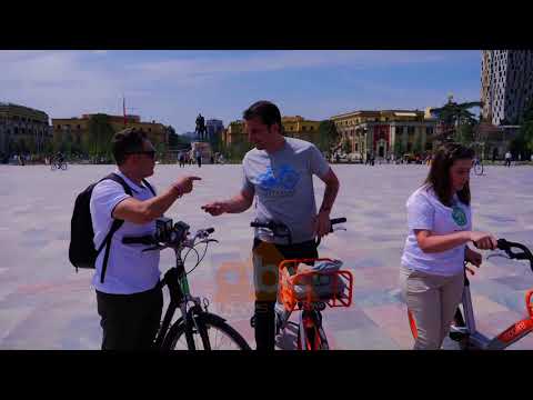 Dita e Mjedisit, te rinjte shperndajne llamba ekologjike e trasta | ABC News Albania