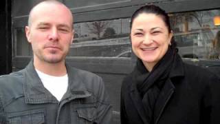 A chat with Jennifer Knapp and Derek Webb (2010)