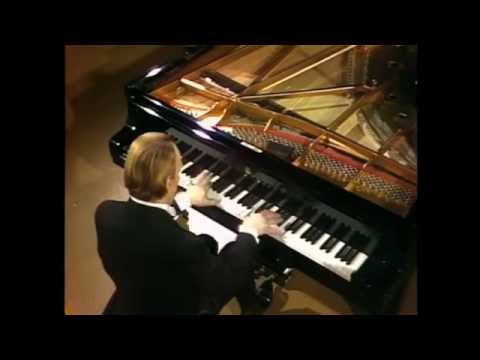 Arturo Benedetti Michelangeli - Beethoven - Piano Sonata No 3 in C major, Op 2