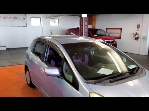Honda Fit 2010 - Image 2