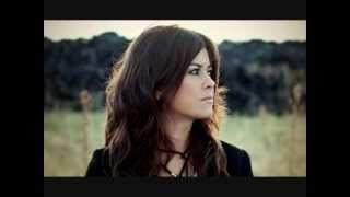 08. Ropa desordenada - Vanesa Martín