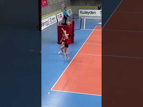 (1176) Slow Motion Insane Rally Strong Spike Eczacıbaşı THY U18 Game Türkiye #volleyball #voleybol