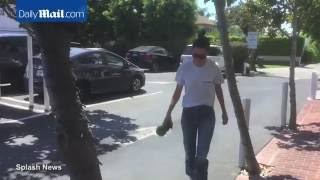 T shirt & jeans kind of girl Kendall Jenner goes low key